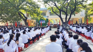 Bắt đầu từ giáo viên