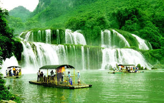 Chấm điểm khu du lịch: Dồi dào tài nguyên, nghèo nàn sản phẩm