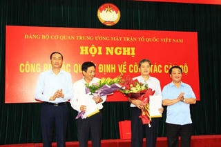 Đảng viên cơ quan Trung ương MTTQ Việt Nam quán triệt Nghị quyết Trung ương 10 (khóa XII)