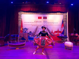 Mang âm nhạc truyền thống đến với giới trẻ