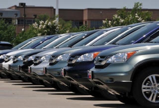 Quy định sử dụng xe ô tô công áp dụng thế nào?