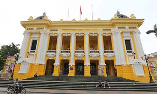 Đưa chương trình nghệ thuật tại Nhà hát Lớn Hà Nội vào tour du lịch