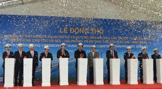 Xây dựng cầu Hưng Hà kết nối hai cao tốc lớn