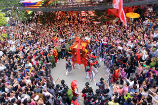 'Lễ hội', hay 'Lễ' và 'Hội' - vài lời bàn góp