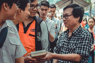 Ra mắt ấn bản đặc biệt Cô gái đến từ hôm qua