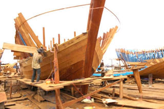 Dựng phên dậu, để giữ nhà