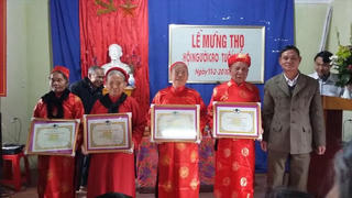 Mừng thọ - Nét đẹp ngày Xuân