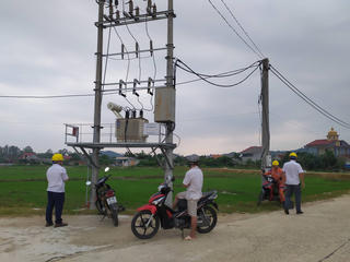 Hà Tĩnh: Nổ bốt điện, UBND thị trấn gần như tê liệt