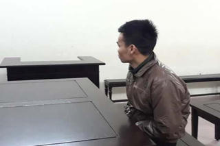 Tráo xe máy cũ để lấy chiếc SH trong bãi trông giữ ở sân trường