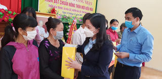 Thắt chặt tình đoàn kết trong nhân dân để chống dịch hiệu quả