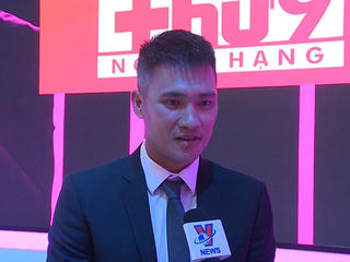 Công Vinh bình luận bóng đá trên truyền hình