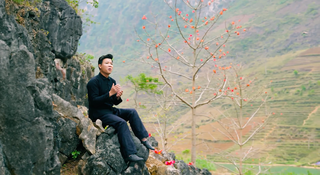 Ca sĩ Vũ Thắng Lợi hát về mối tình đẹp Khâu Vai