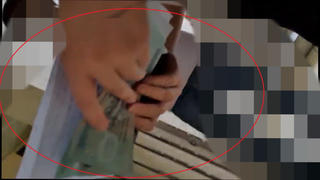 Mất tiền 'bồi dưỡng' được tiêm vaccine Covid-19 'thần tốc': Đình chỉ công tác một công chức