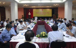 Lúng túng xác định trách nhiệm người đứng đầu