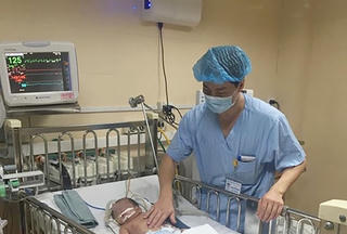 2 anh em ruột tử vong do mắc khuẩn Whitmore