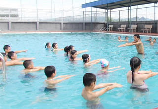 Phát động trẻ em toàn quốc học bơi an toàn, phòng chống đuối nước
