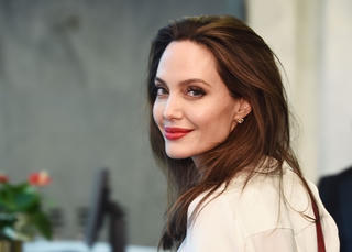 Angelina Jolie đạo diễn phim về phóng viên chiến trường Việt Nam