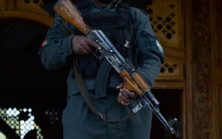 Taliban sát hại 20 cảnh sát Afghanistan thiệt mạng