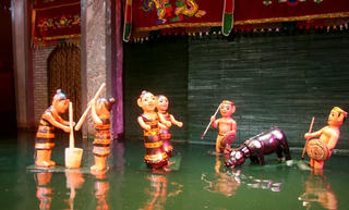 Nhà nước đặt hàng các tác phẩm nghệ thuật truyền thống