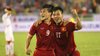 Huy Hùng thừa nhận đội tuyển Việt Nam không có người thay Công Vinh