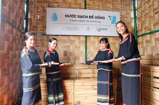 Bàn giao hệ thống lọc nước trị giá hơn 400 triệu đồng cho buôn Sút M’đưng