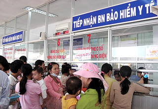 Năm 2015: BHYT có đạt độ bao phủ 75%?