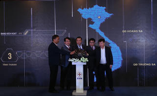 EVN cung cấp 100% dịch vụ điện trực tuyến