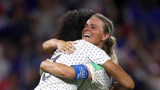 World Cup nữ 2019: Pháp loại Brazil sau 120 phút căng thẳng