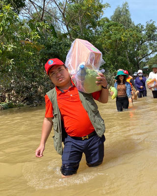 Từ thiện - Nhiệt huyết, chính xác và kịp thời