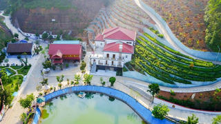 Còn nhiều khoảng trống