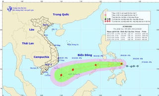 Áp thấp nhiệt đới đang tiến vào Biển Đông