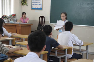 Điểm trúng tuyển đại học năm 2017: Nhiều trường cao chót vót