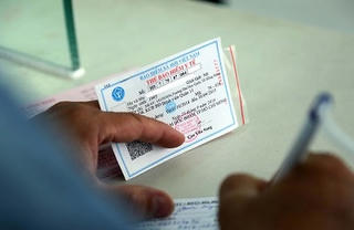 Con liệt sĩ có được đổi thẻ BHYT lên quyền lợi cao hơn?