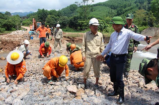 Quảng Ninh khẩn trương ổn định đời sống nhân dân sau lũ