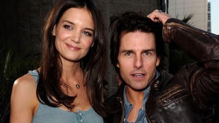Sau 8 năm ly hôn Tom Cruise, Katie Holmes đã làm mới mình như thế nào?