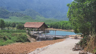 Ngang nhiên xây dựng khu du lịch sinh thái trên đất rừng sản xuất