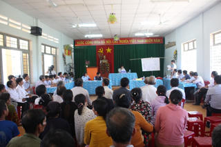 Chính quyền huyện Tư Nghĩa đối thoại với người dân Nghĩa Kỳ về Nhà máy xử lý rác