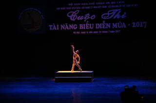 Lấp lánh tài năng múa trẻ