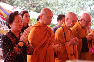 Đại lễ cầu siêu các anh hùng liệt sĩ và đồng bào hy sinh vì Tổ quốc