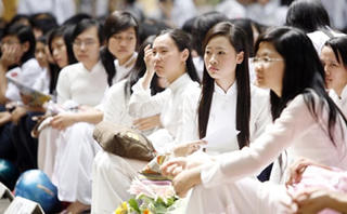 Hà Nội: Khảo sát Toán, Ngữ văn, Tiếng Anh lớp 12