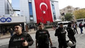 Thổ Nhĩ Kỳ phục chức cho hơn 1.800 người