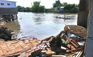 Cần Thơ: Bốn căn nhà rớt sông, thiệt hại hơn 1 tỷ đồng