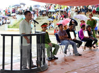 Án tử hình cho đối tượng giết vợ con