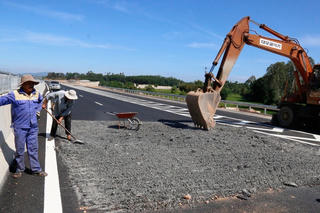 Cao tốc Đà Nẵng - Quảng Ngãi: Thêm 2.691,06m2 hư hỏng 