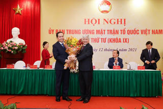 Phó Chủ tịch Thường trực Quốc hội: Sẵn sàng đóng góp cho công tác Mặt trận