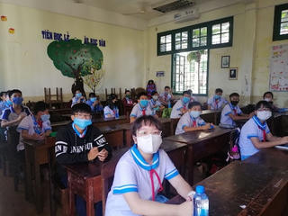 Bình Định: Học sinh TP Quy Nhơn được trở lại trường học trực  tiếp