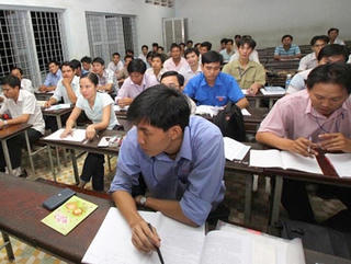 Sát hạch công chức ở những lĩnh vực nhạy cảm