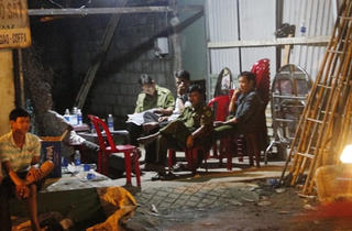 Thi thể người đàn ông phân hủy trong tủ