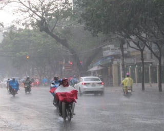 Cả nước có mưa dông, đề phòng lốc, sét và gió giật mạnh