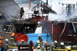 Chile: Máy bay đâm vào nhà dân làm 6 người thiệt mạng